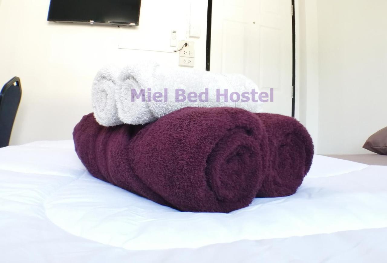 Miel Bed Hostel & Gallery Chiang Mai Exterior foto