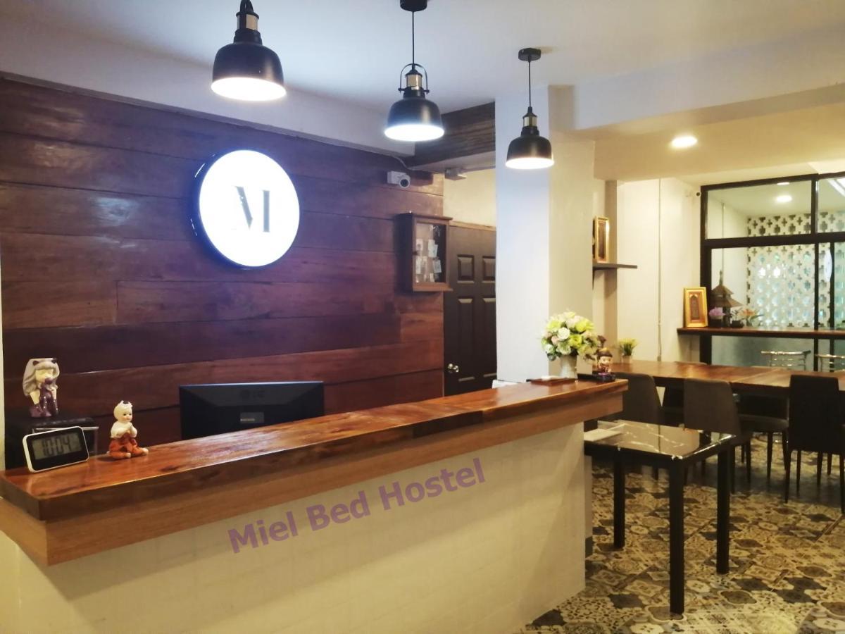 Miel Bed Hostel & Gallery Chiang Mai Exterior foto