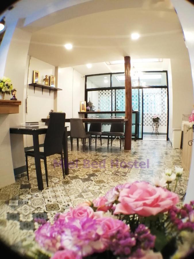Miel Bed Hostel & Gallery Chiang Mai Exterior foto